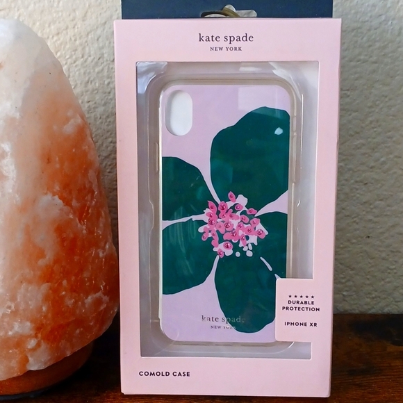 Kate Spade Black Floral iPhone 11 Pro Case - Picture 1 of 5